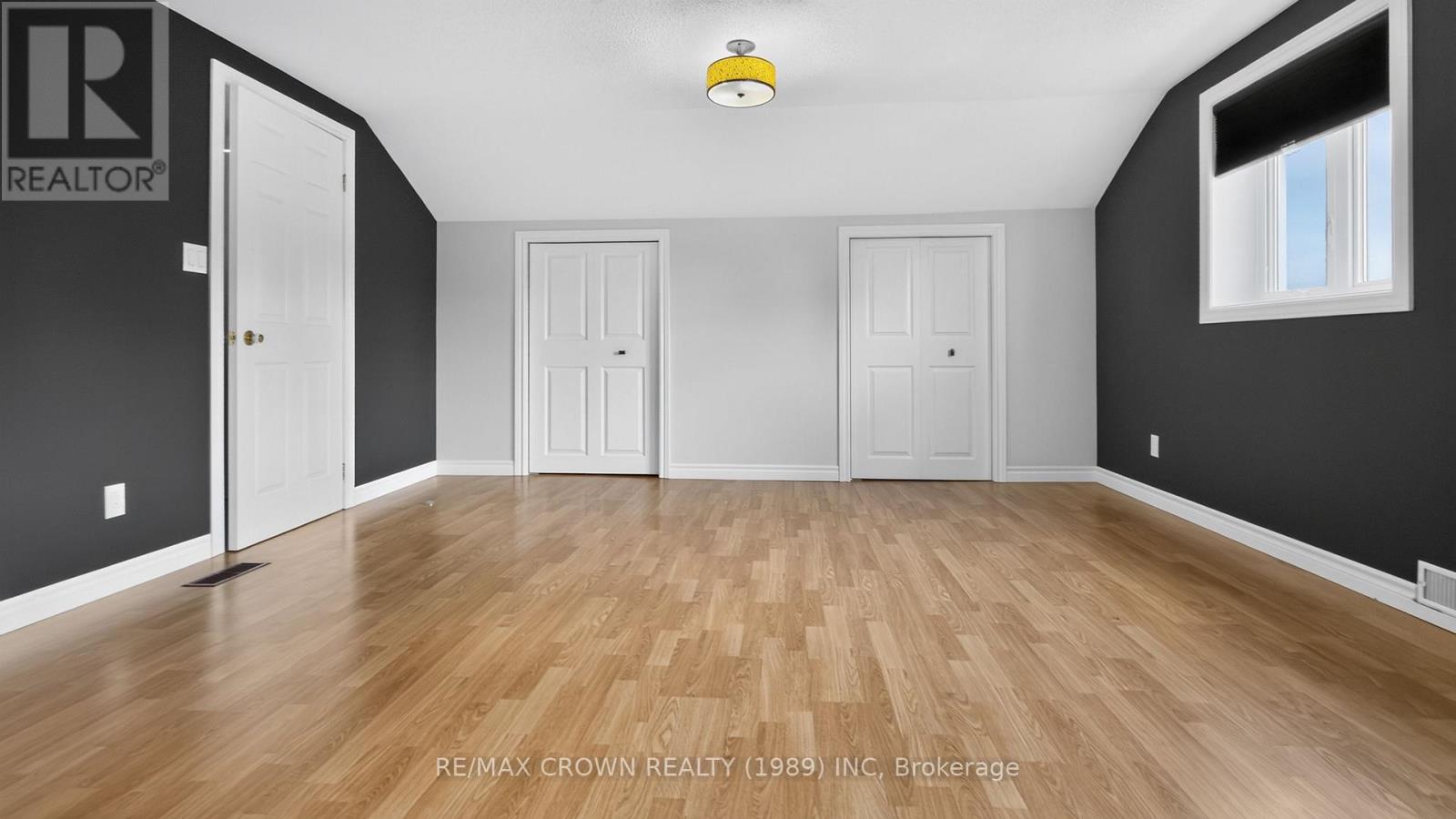 524 KITCHENER STREET - 21