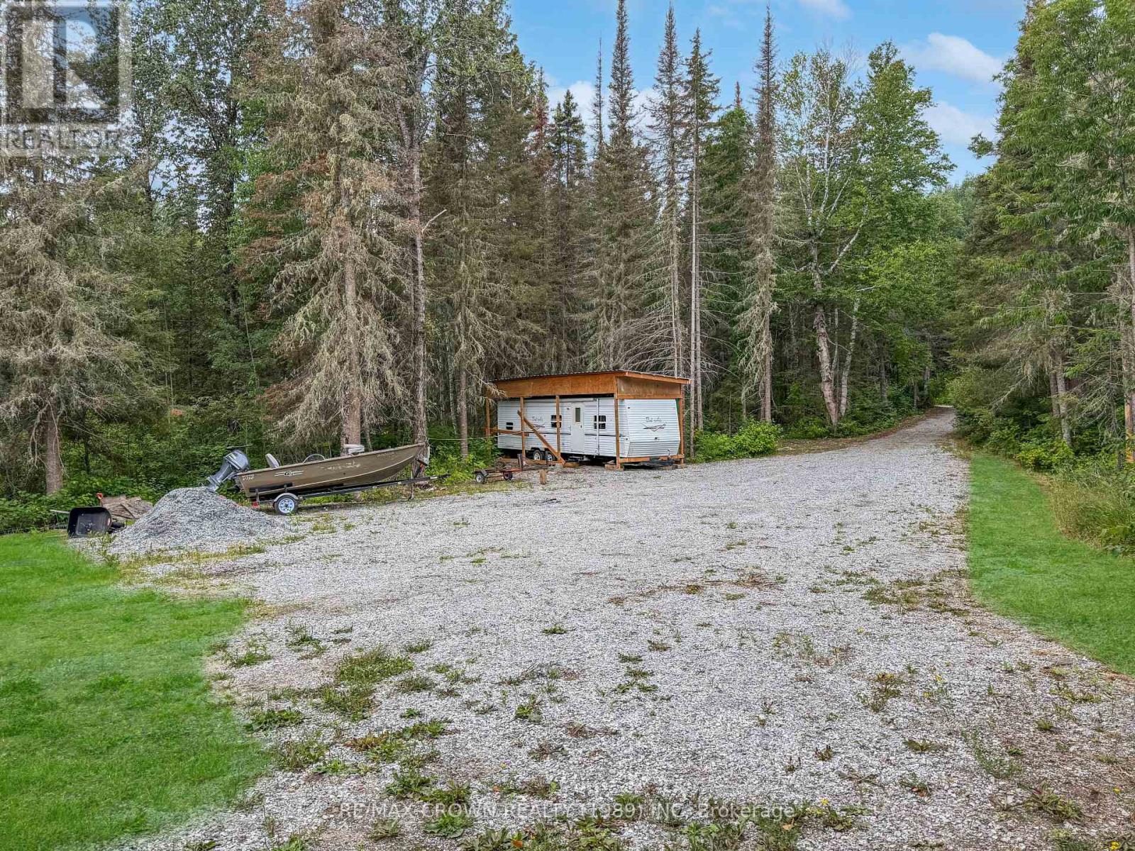 #ALEXANDRA 6 LOT INDIAN LAKE ROAD - 33