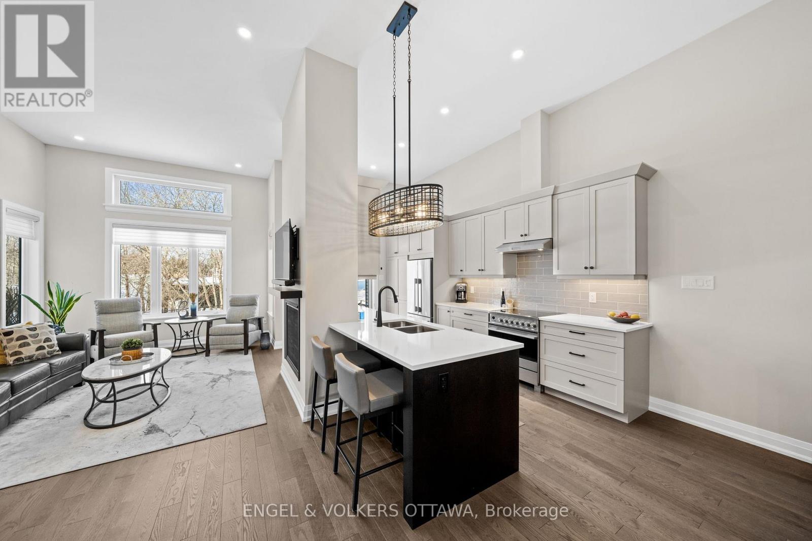 147 BLACKHORSE DRIVE - 13