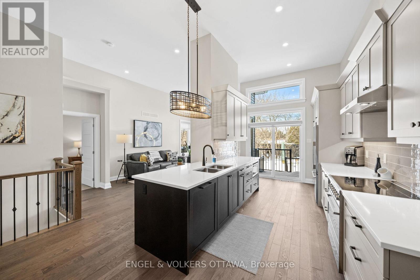 147 BLACKHORSE DRIVE - 14