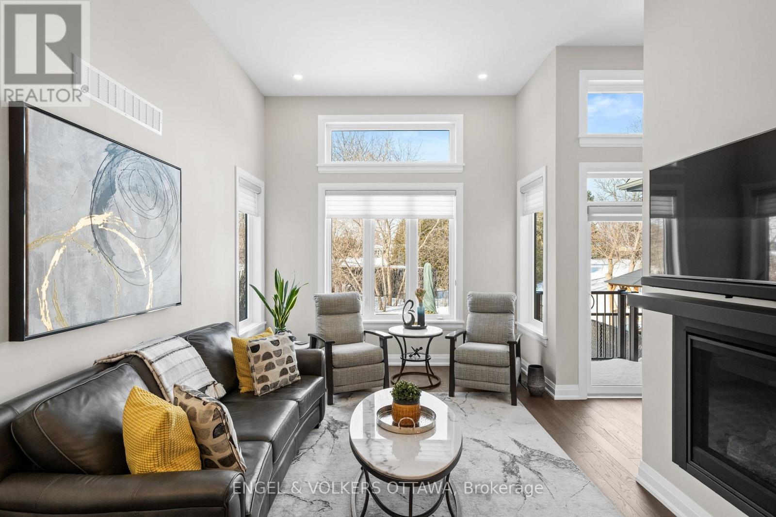 147 BLACKHORSE DRIVE - 19