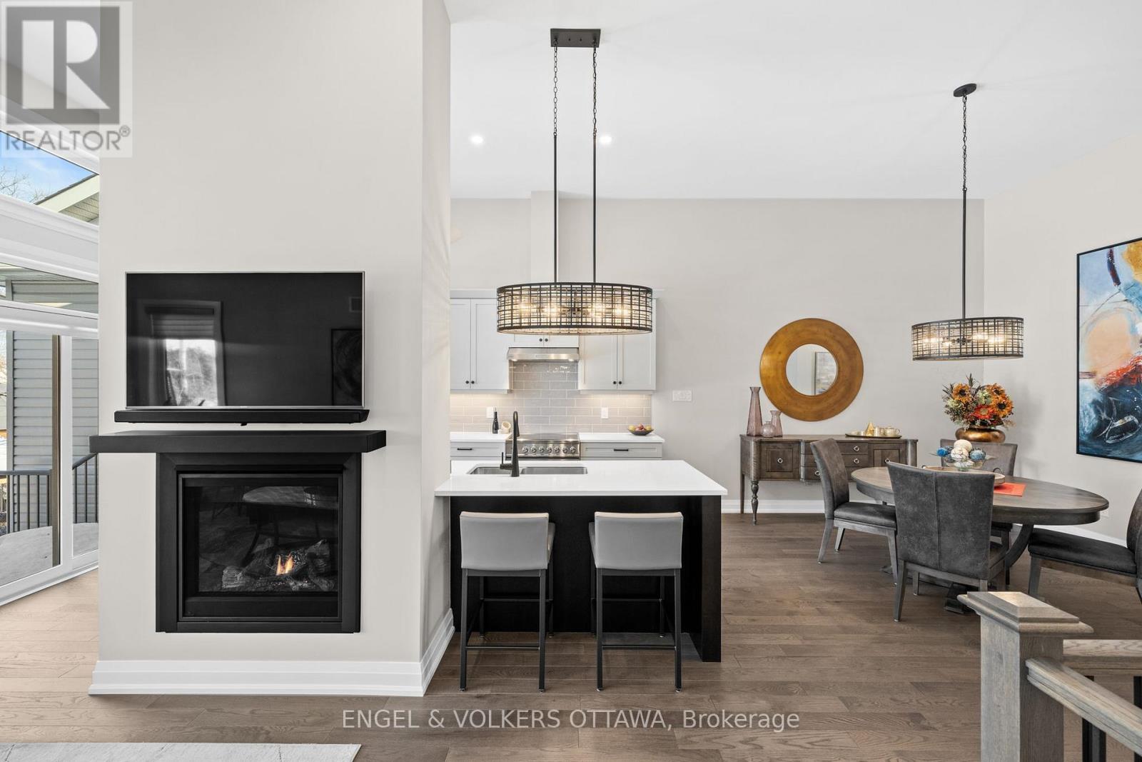 147 BLACKHORSE DRIVE - 21