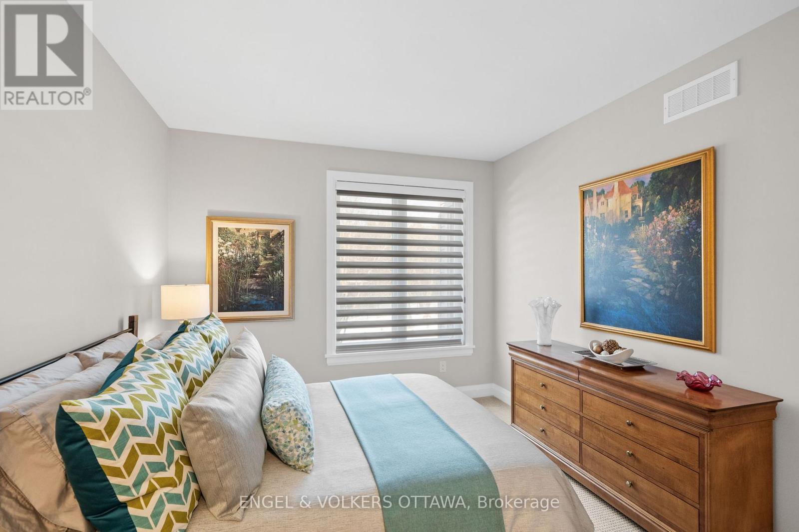 147 BLACKHORSE DRIVE - 23