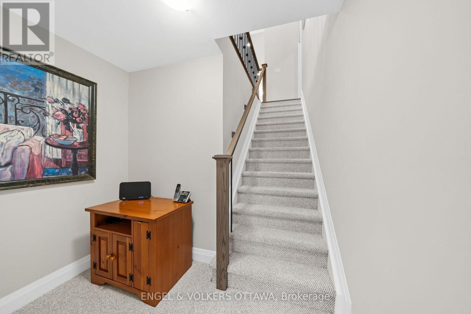 147 BLACKHORSE DRIVE - 28