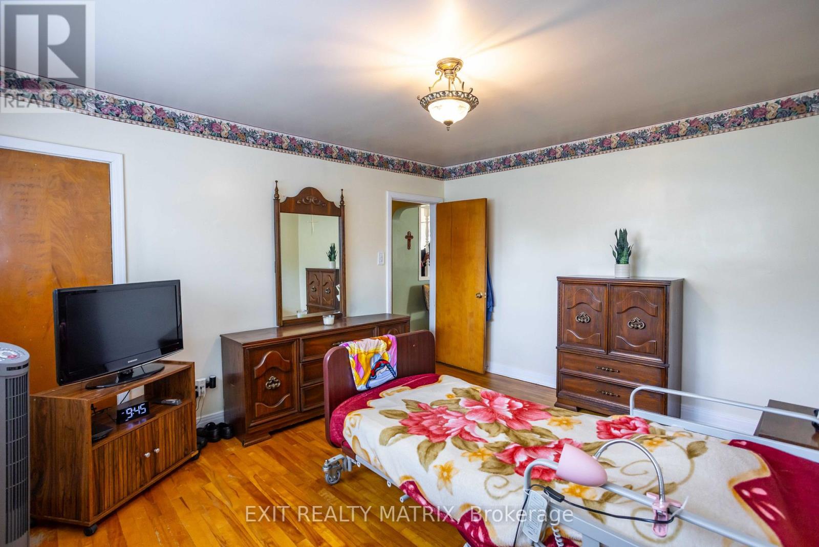 552 DUNBRACK STREET - Image 17