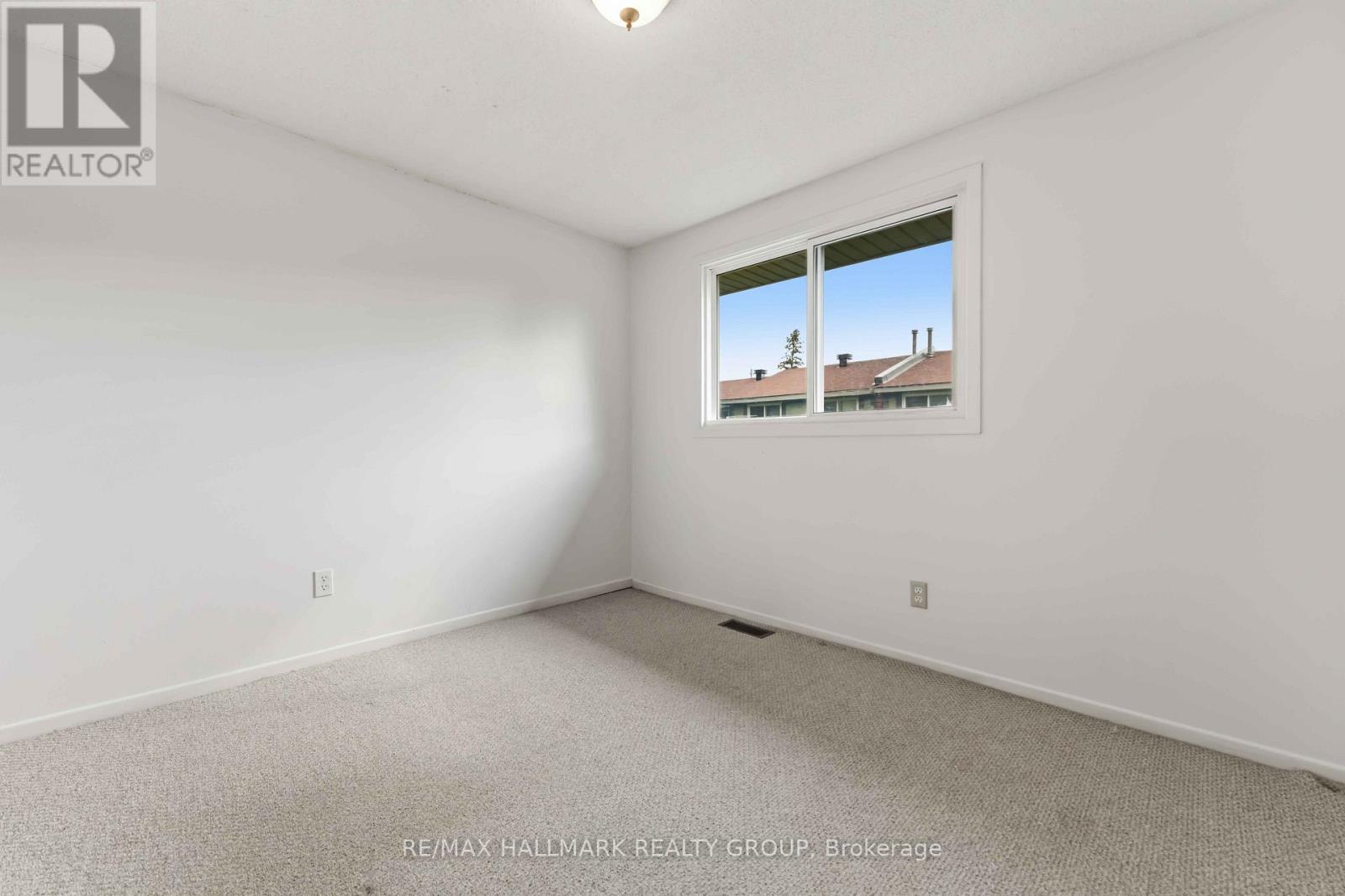 193 PICKFORD DRIVE - 15