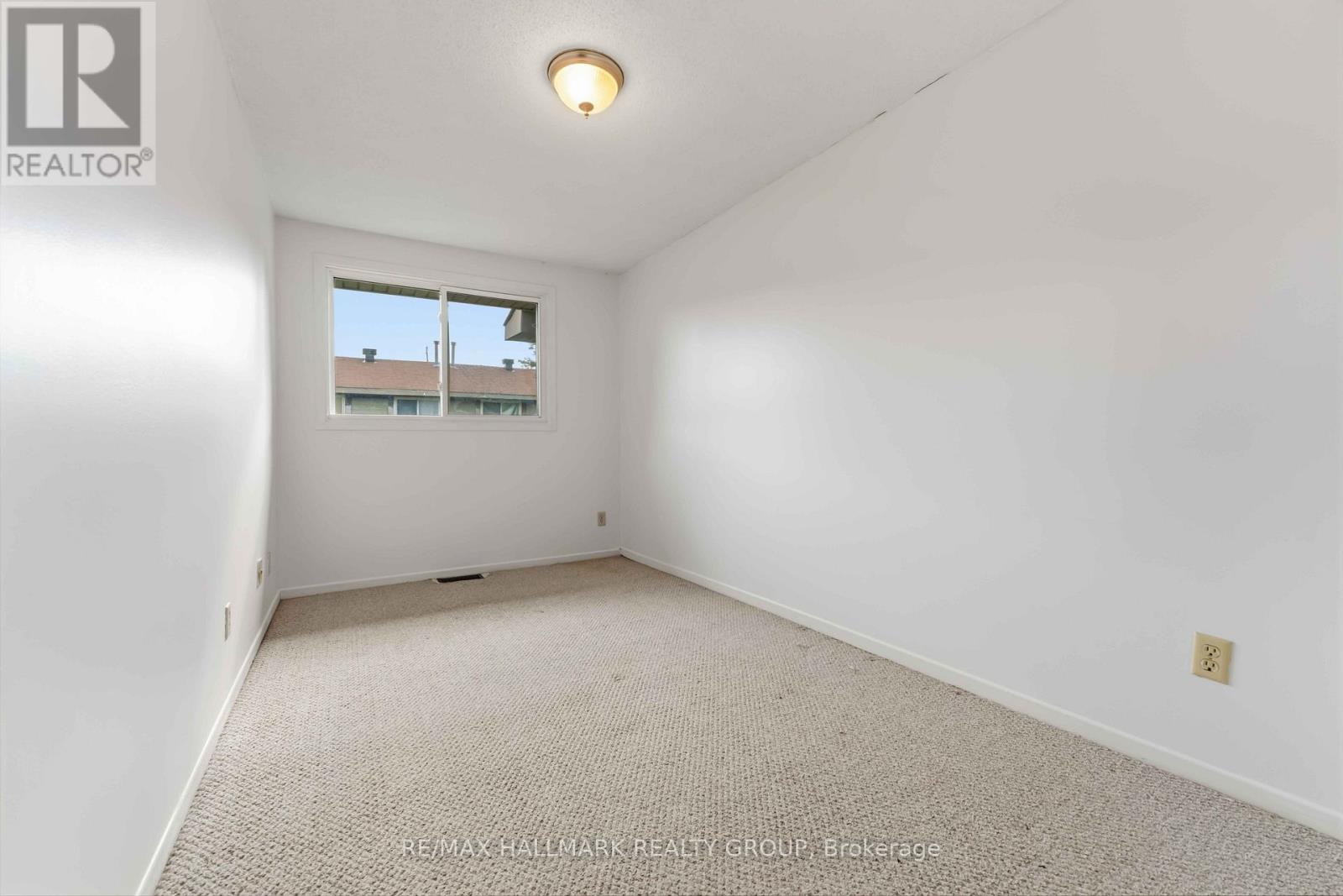 193 PICKFORD DRIVE - 16