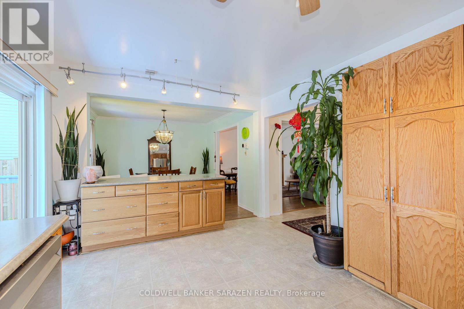 67 VICTOR STREET - 22