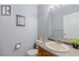67 Victor Street, Ottawa, ON K2S1H8 Photo 9