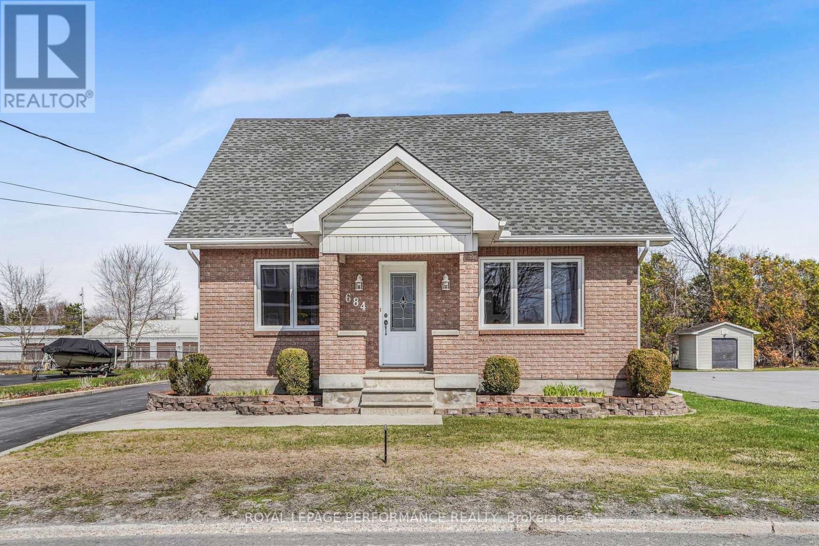 684 PRINCIPALE STREET - 23