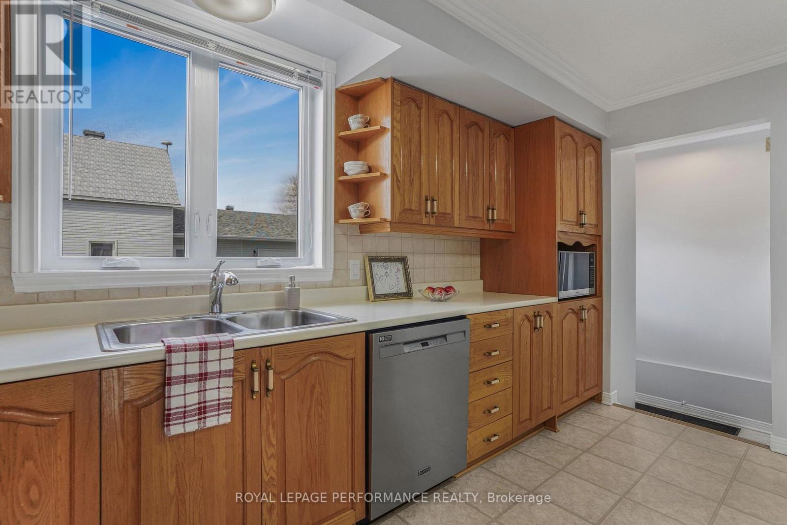 684 PRINCIPALE STREET - 3