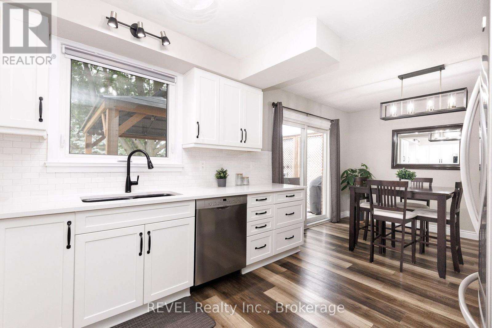 853 SOUTH PELHAM ROAD - 16