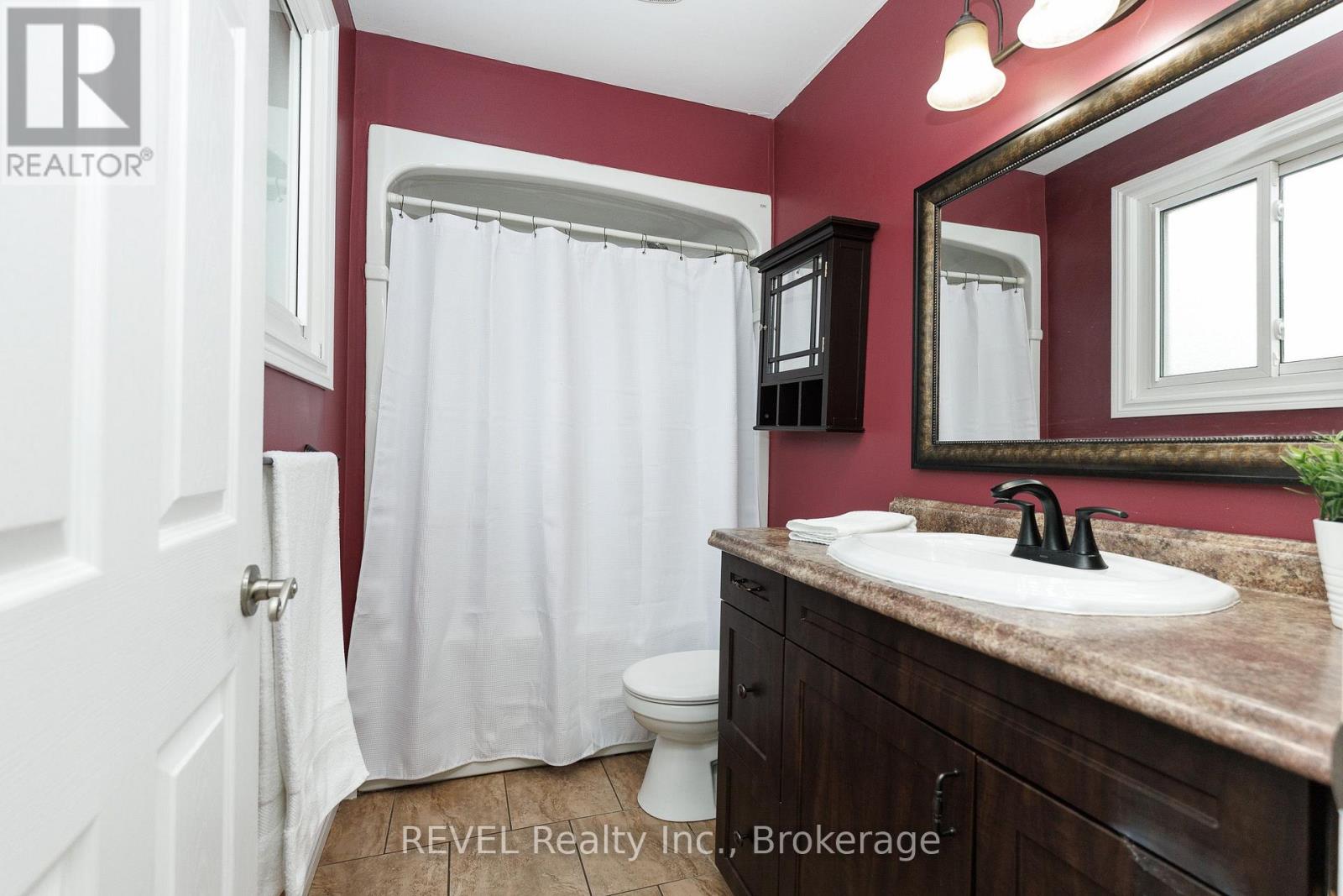 853 SOUTH PELHAM ROAD - 27