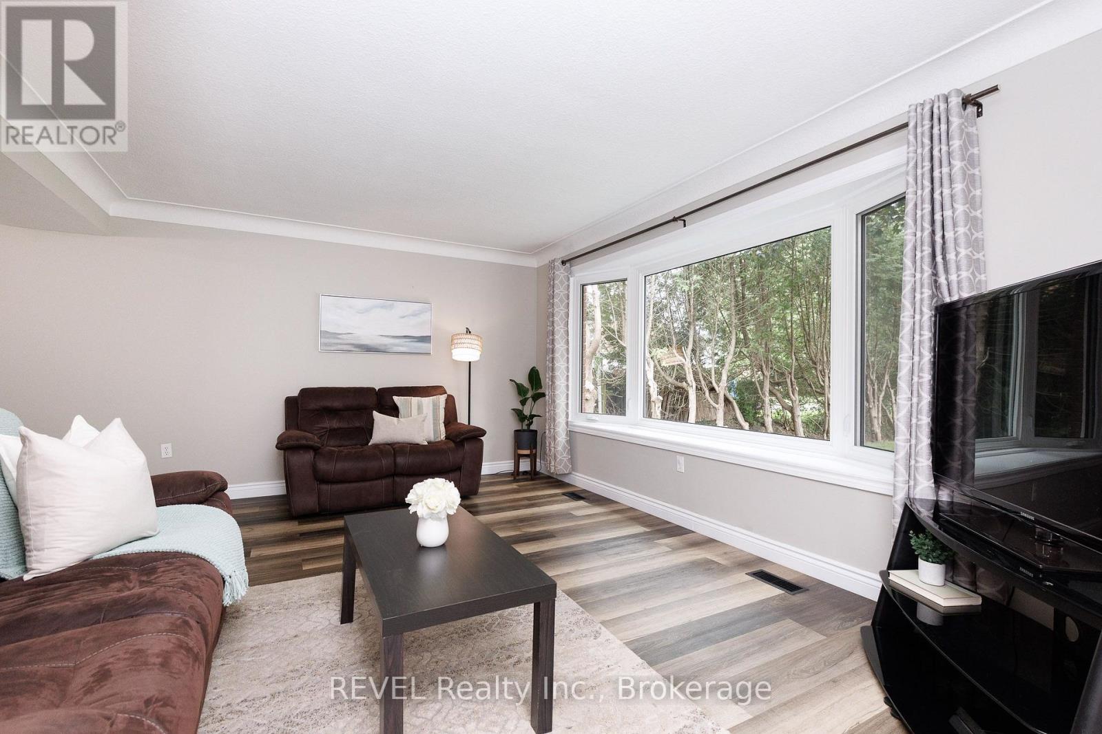 853 SOUTH PELHAM ROAD - 9