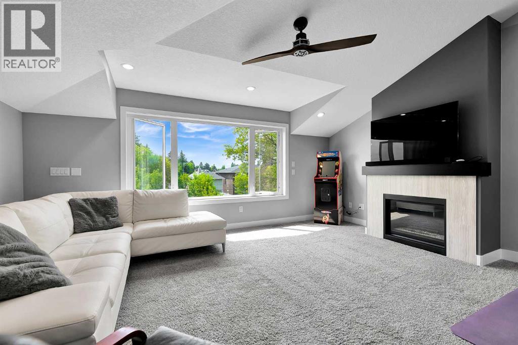 425 21 Avenue NW - 36