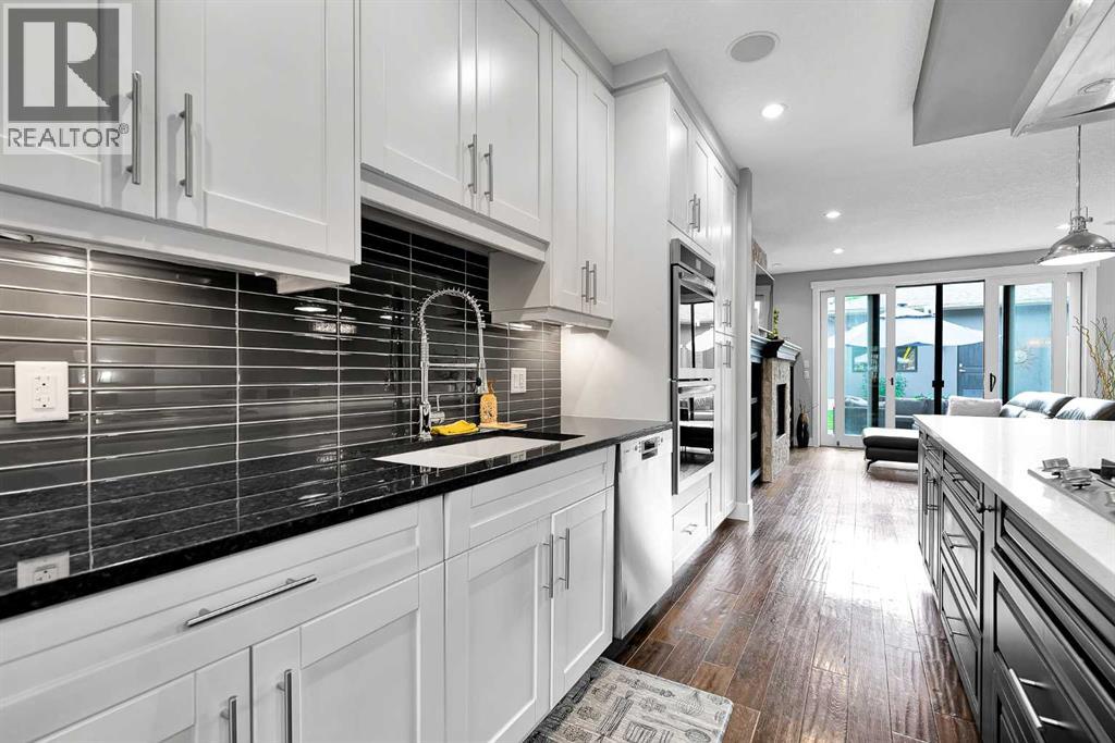 425 21 Avenue NW - 11