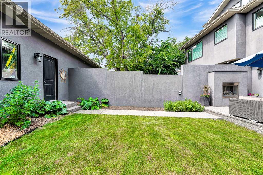 425 21 Avenue NW - 50