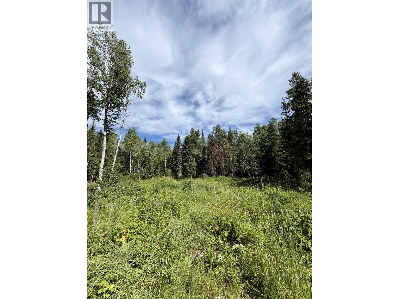 Photo 8 of 10 — 25140 ISLE PIERRE-REID LAKE ROAD · Prince George, BC