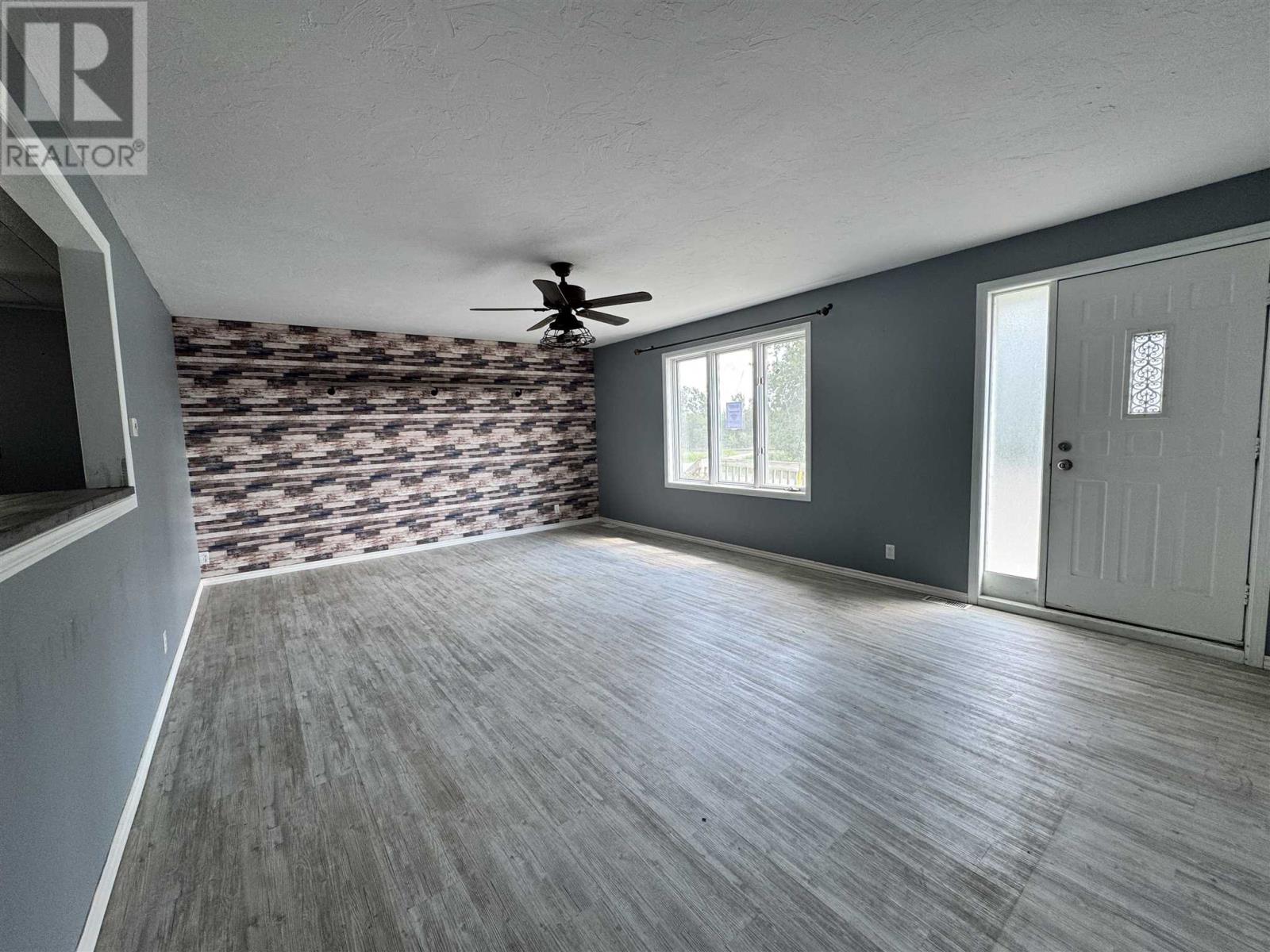 300 Martel RD - 3