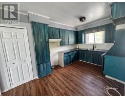 Bathroom - 300 Martel Rd, Chapleau, ON P0M1K0 Photo 6