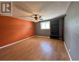 Laundry room - 300 Martel Rd, Chapleau, ON P0M1K0 Photo 7
