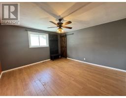300 Martel Rd, Chapleau, ON P0M1K0 Photo 9