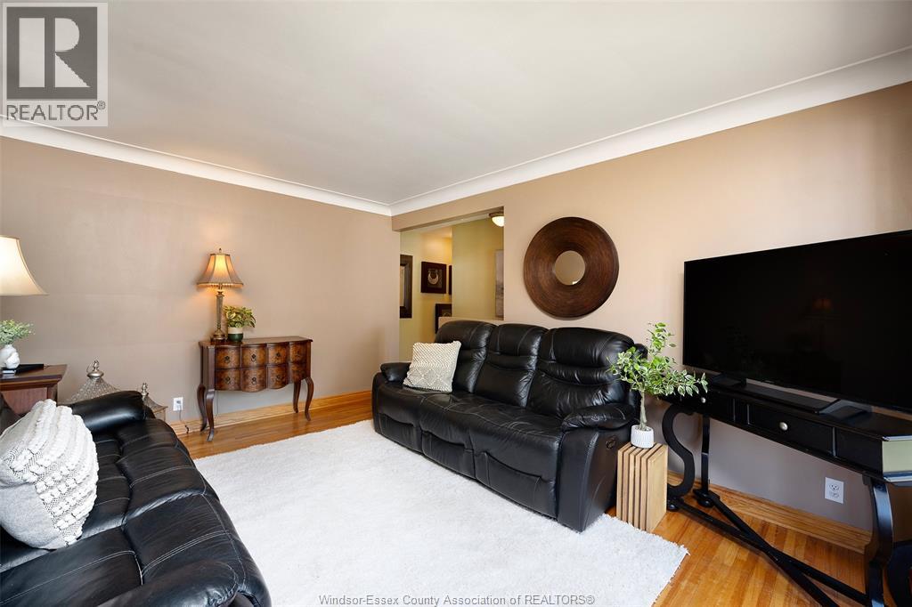 1285 Cabana West - 7