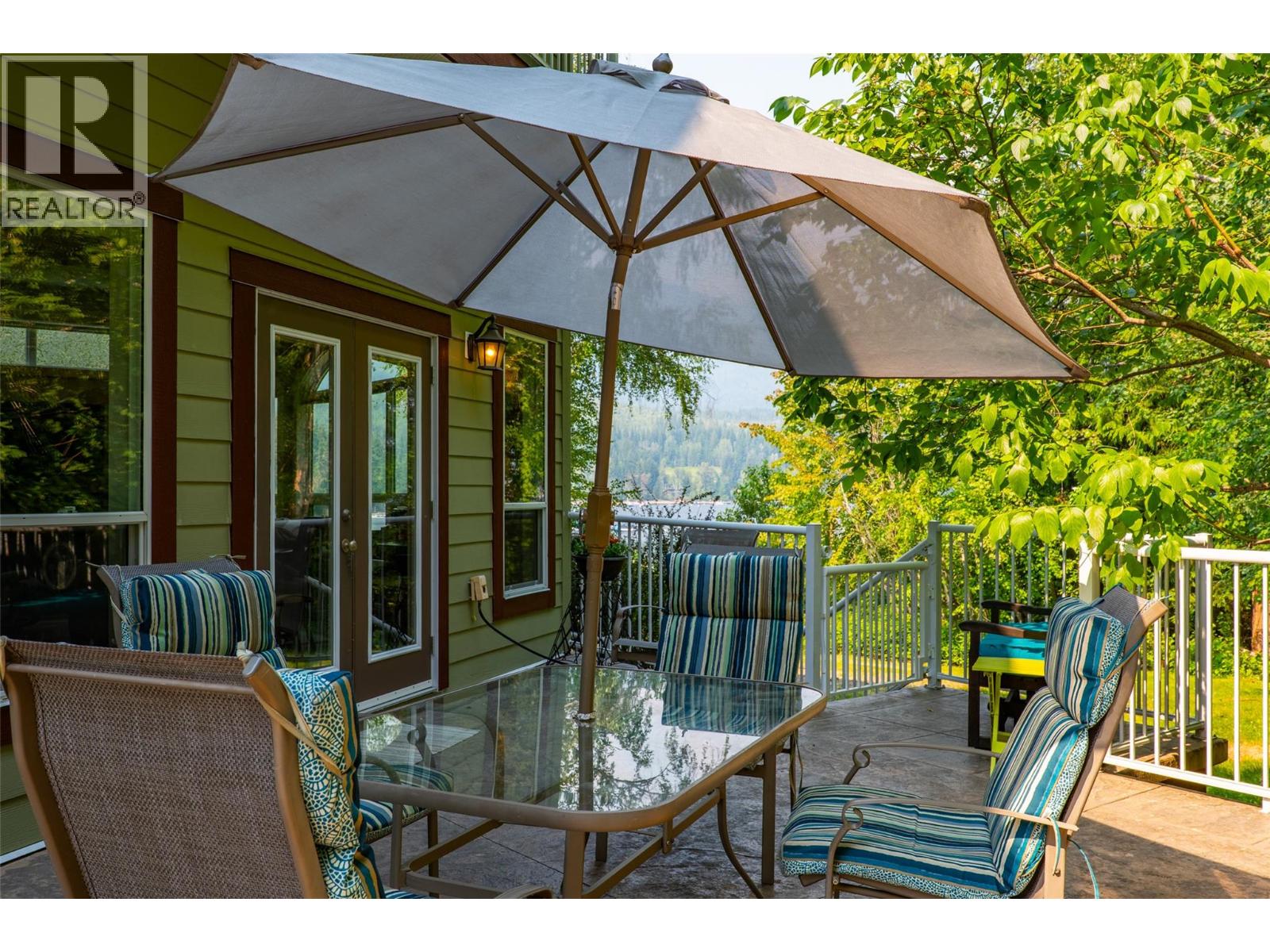 #16 6172 Squilax-Anglemont Road - 11