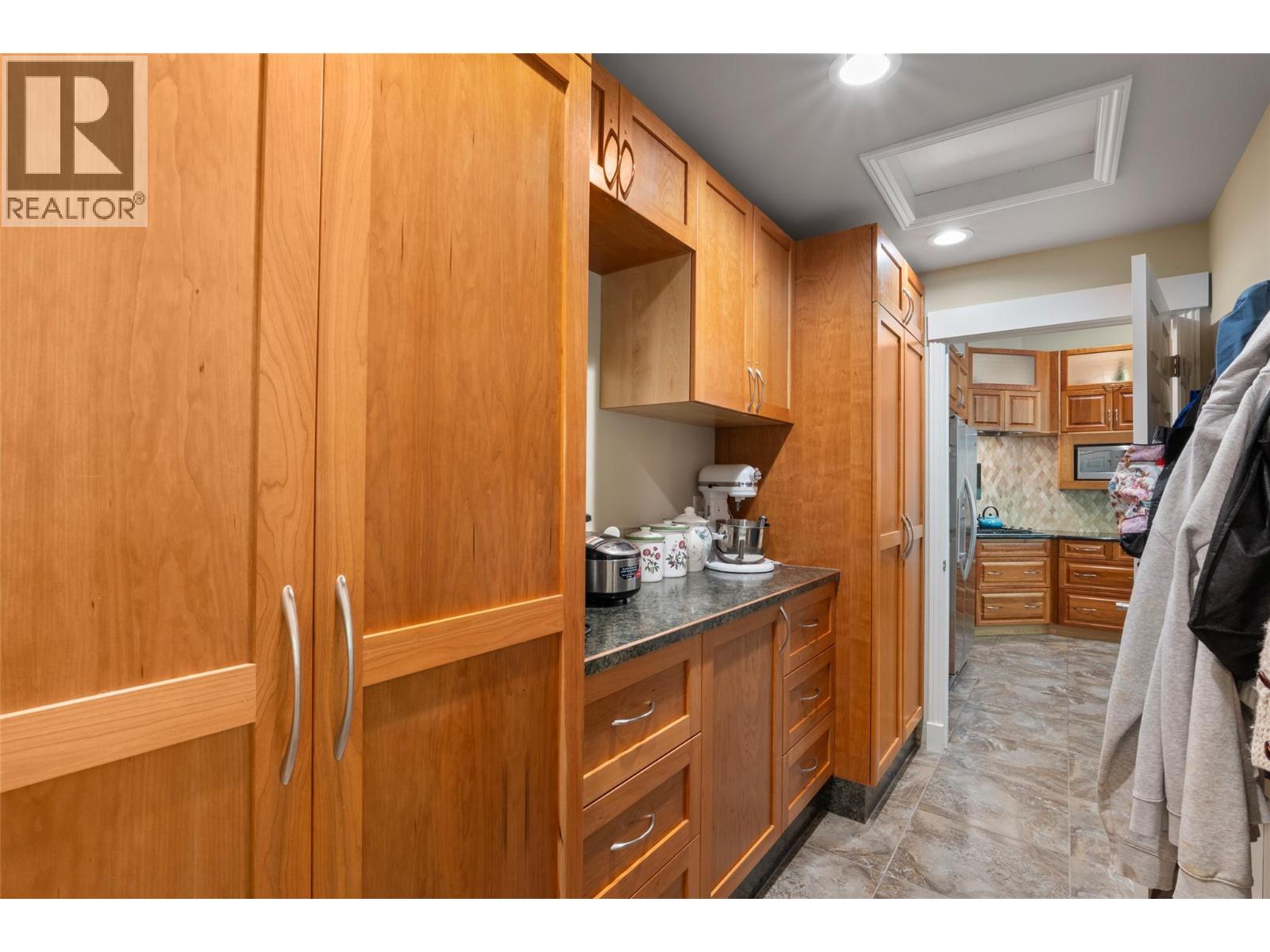 #16 6172 Squilax-Anglemont Road - 15