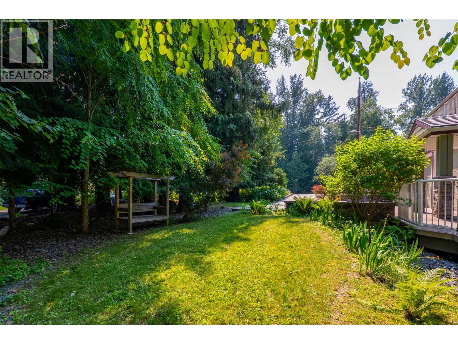 #16 6172 Squilax-Anglemont Road - 41