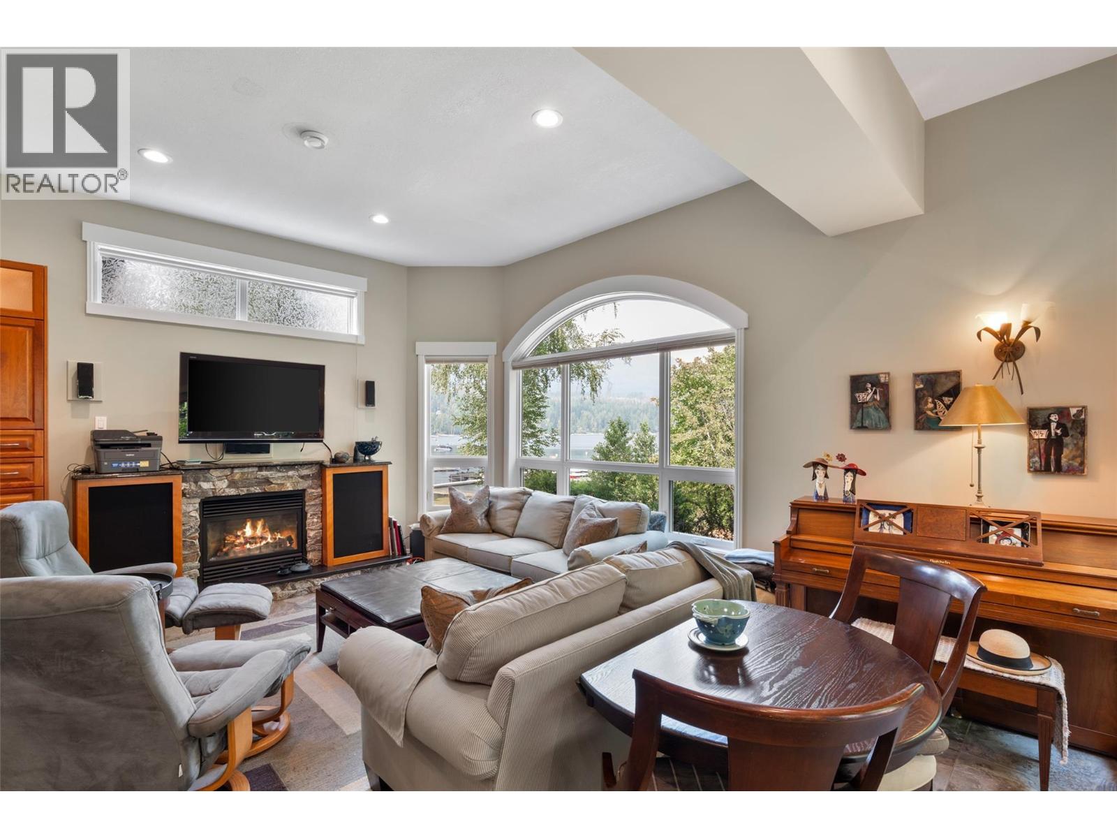 #16 6172 Squilax-Anglemont Road - 7