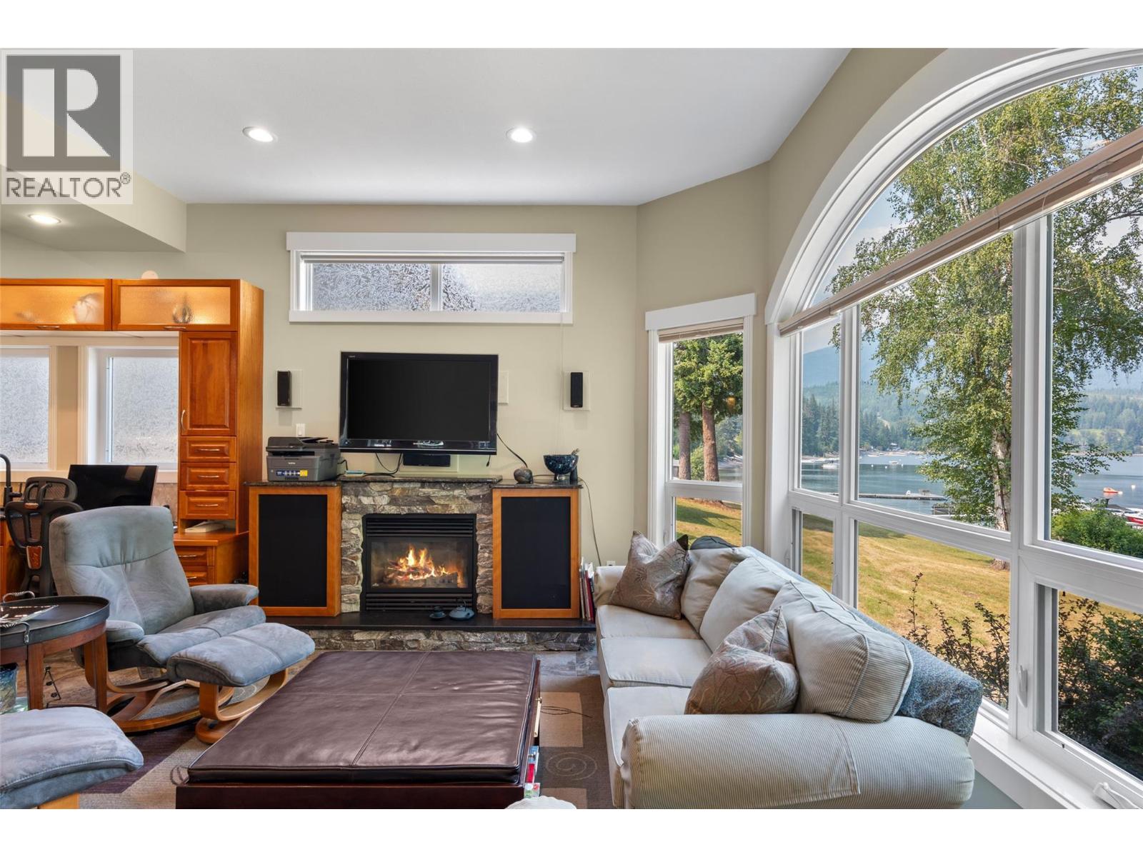 #16 6172 Squilax-Anglemont Road - 8