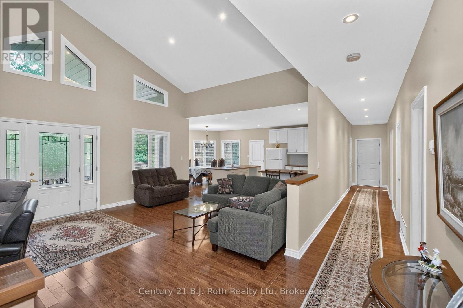 11 RUE KAROLA ROAD - 22