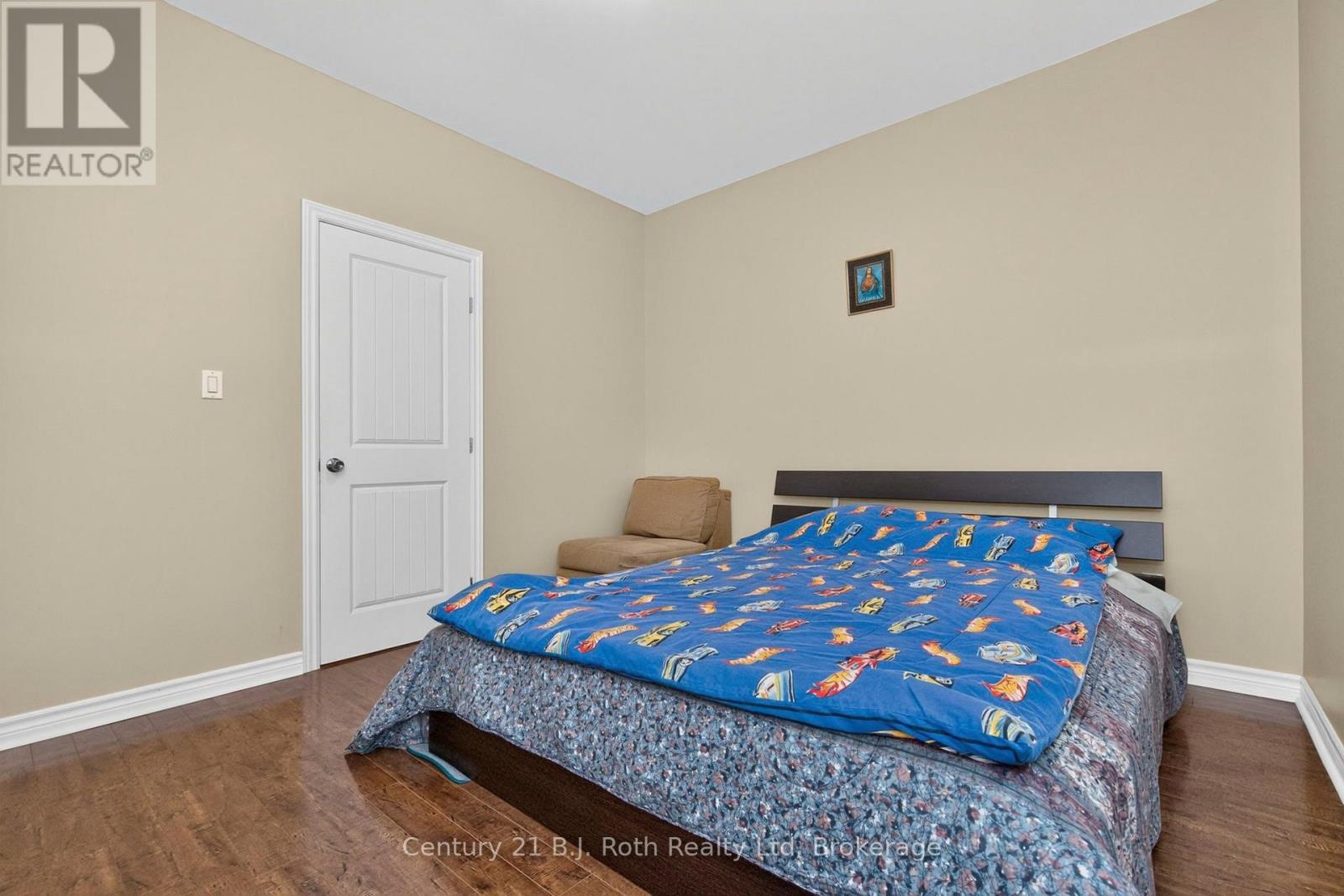 11 RUE KAROLA ROAD - 26