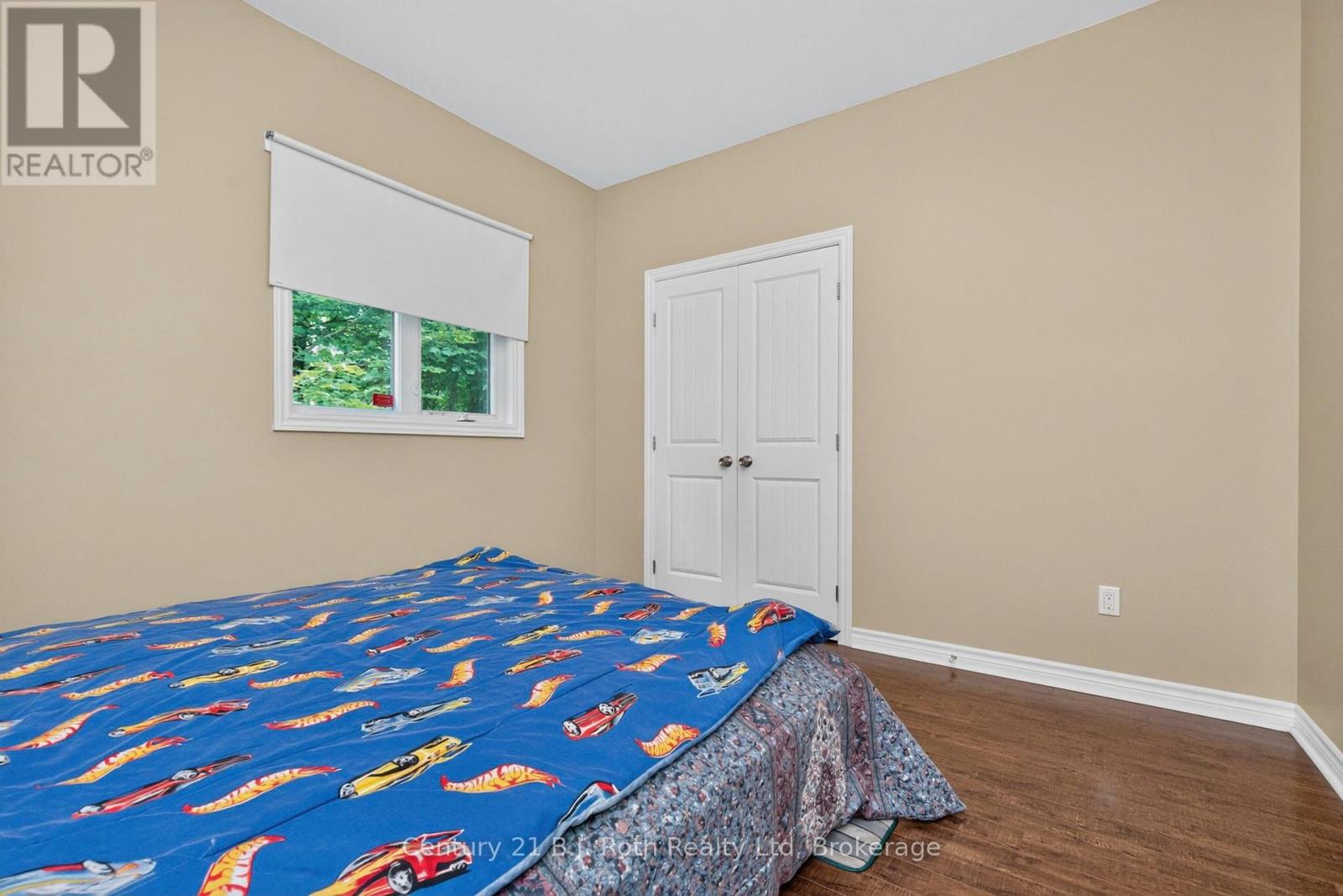 11 RUE KAROLA ROAD - 27