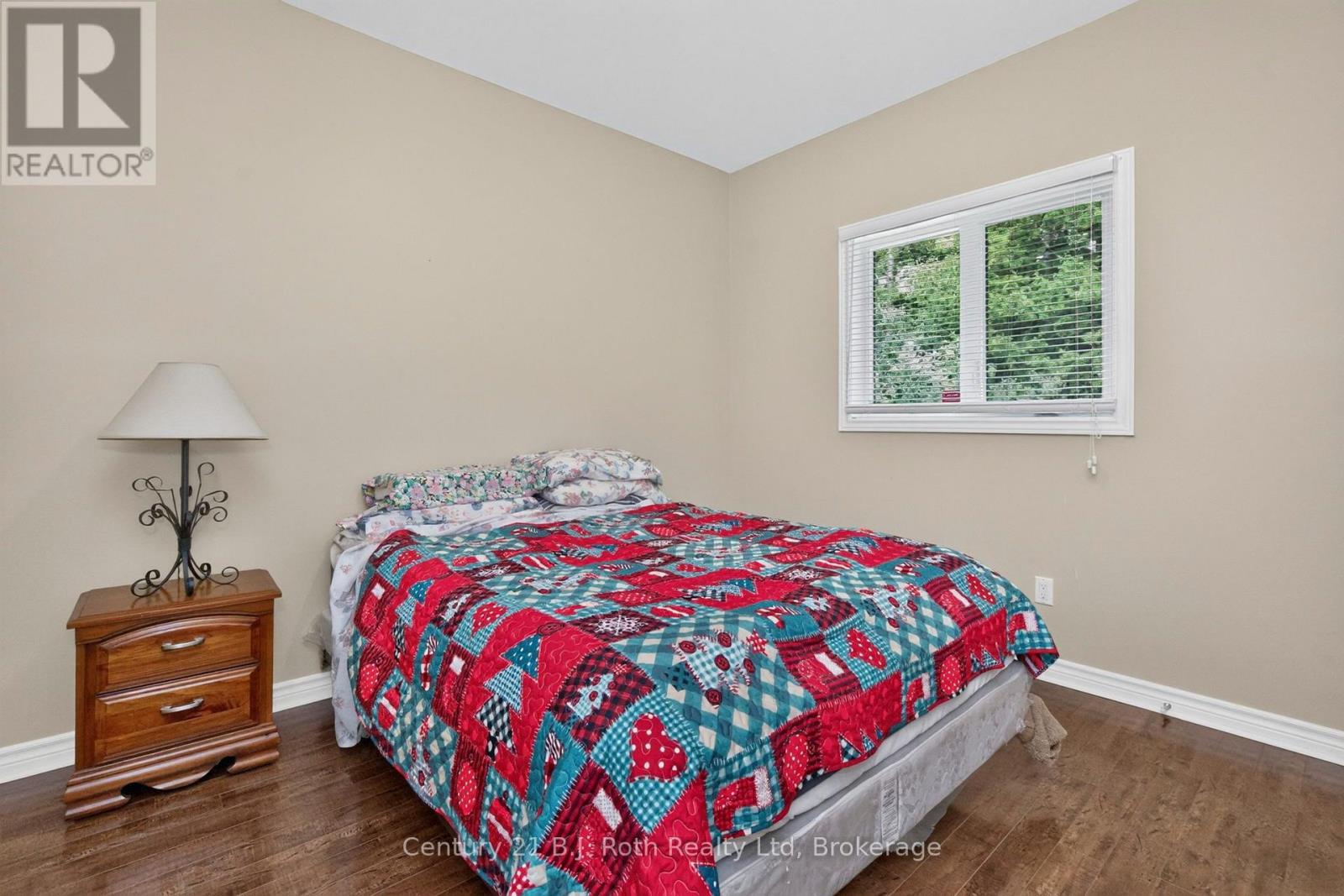 11 RUE KAROLA ROAD - 28