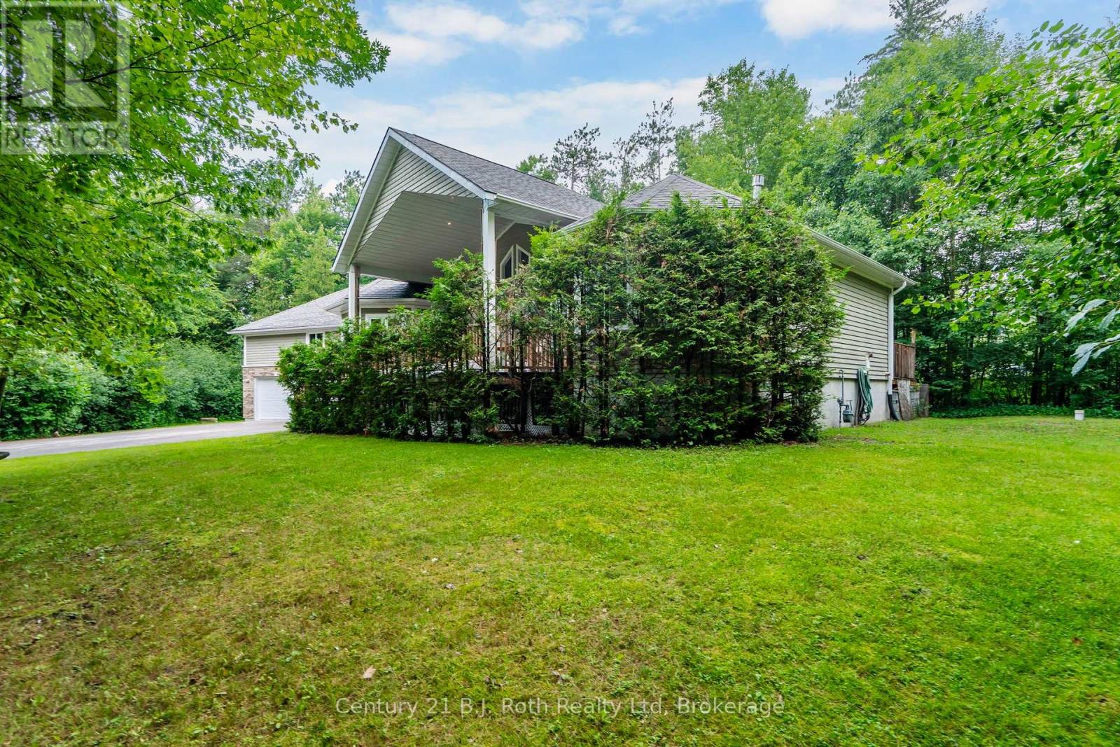 11 RUE KAROLA ROAD - 43