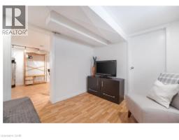 28 Spring Street W Unit# Lower Level, Waterloo, ON N2L2Z8 Photo 10
