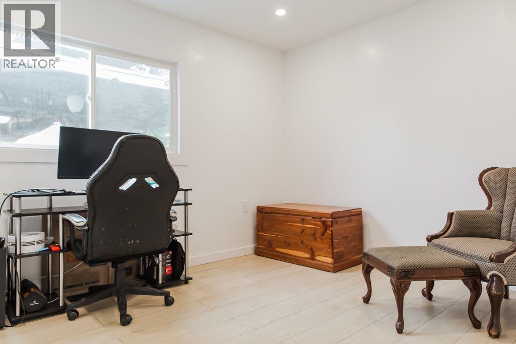 10306 106 Avenue - Photo 14