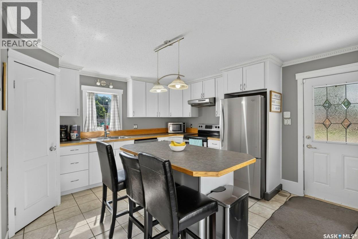 477 22nd STREET E - 5