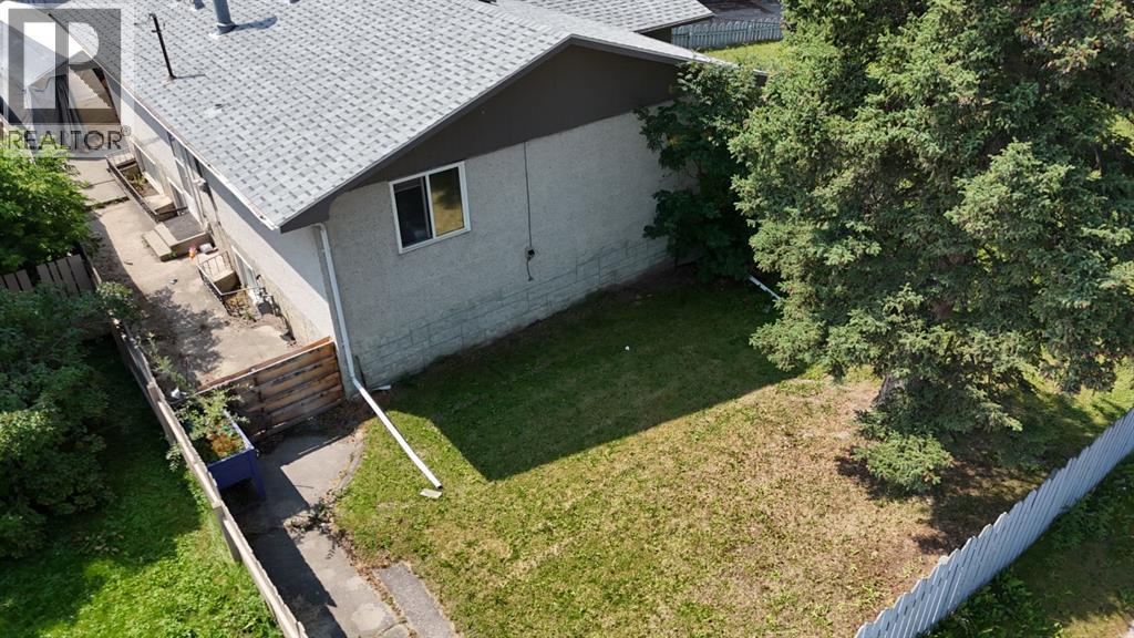 A & B, 110 MASKUTA Drive - 20
