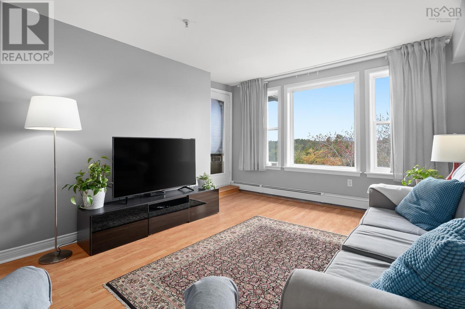 #407 2 Lake Drive - 7