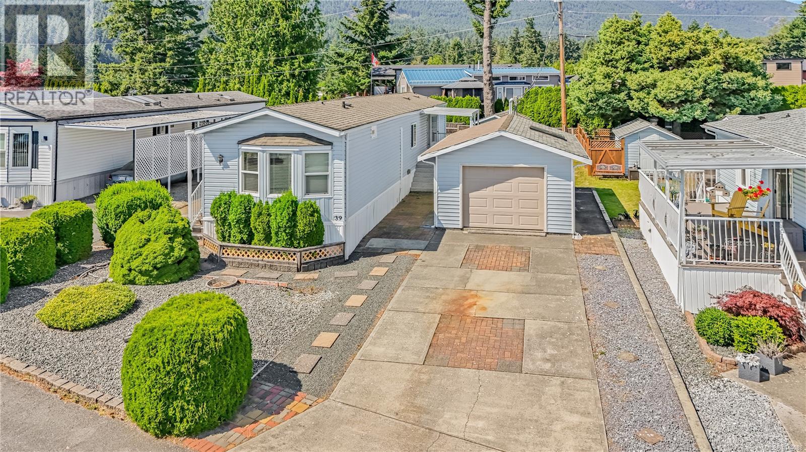 #39 2301 Arbot Rd - 24