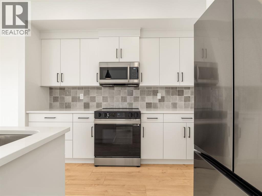 554 Malahat Green W, Lethbridge — photo 2