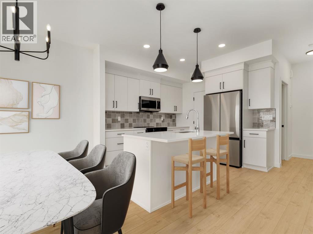 554 Malahat Green W - 1