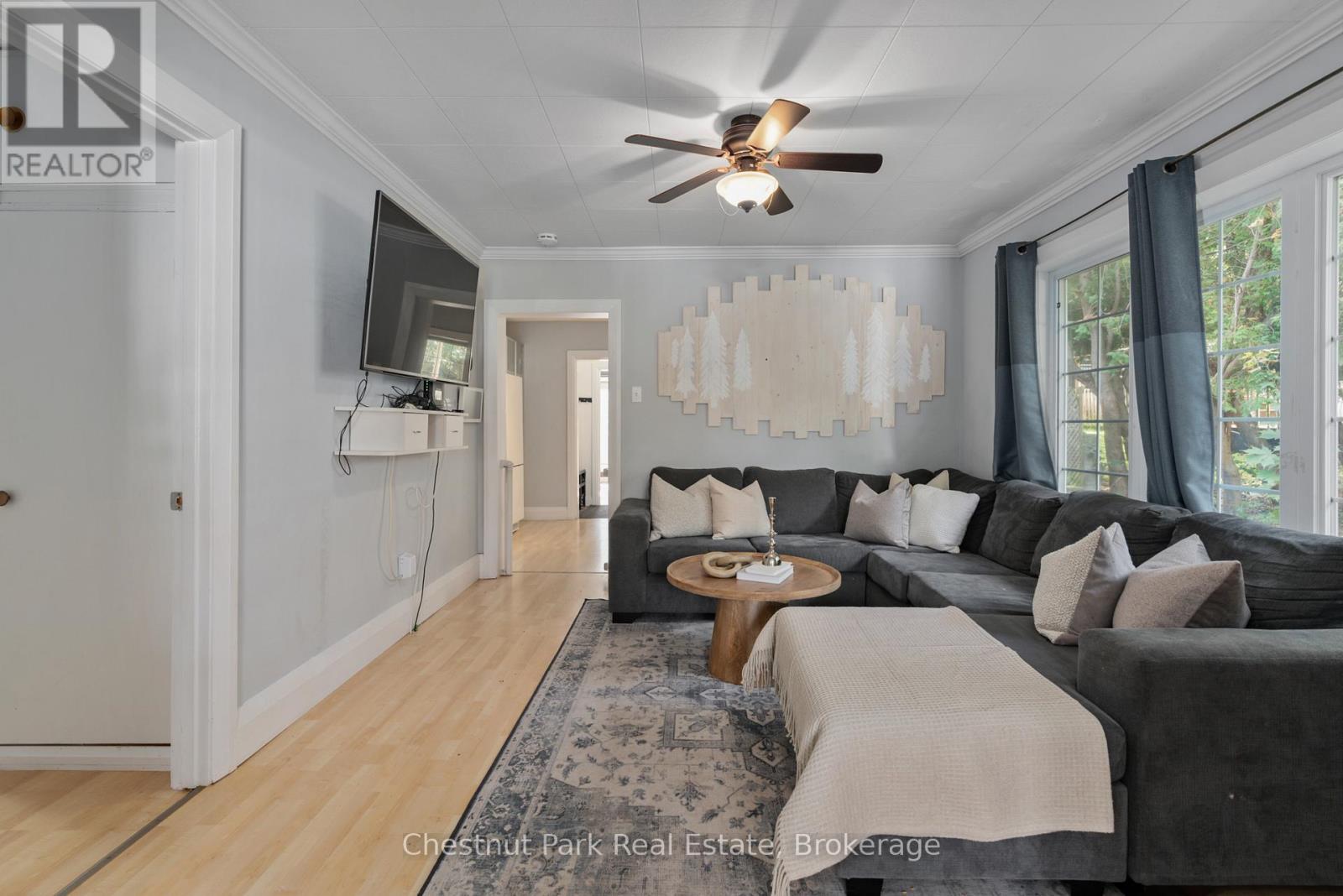 3 CORA STREET E - 12