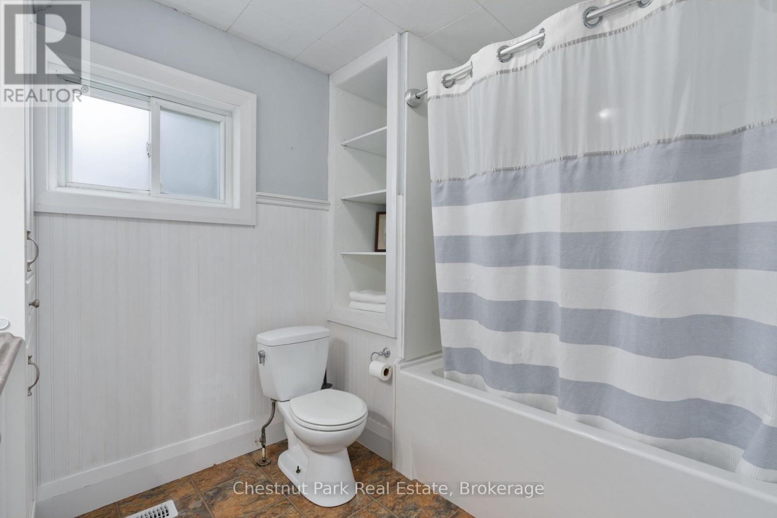 3 CORA STREET E - 19
