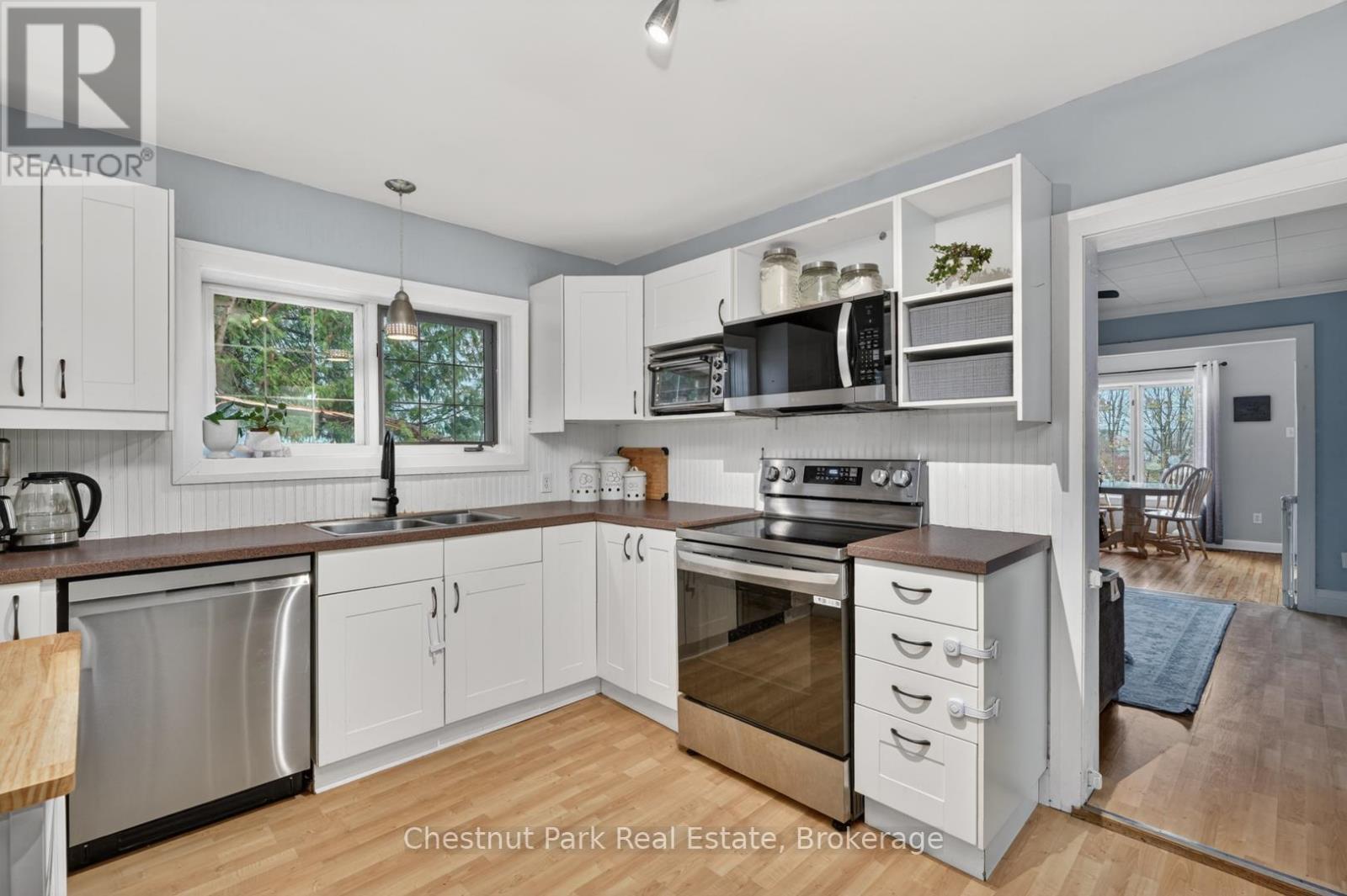 3 CORA STREET E - 3