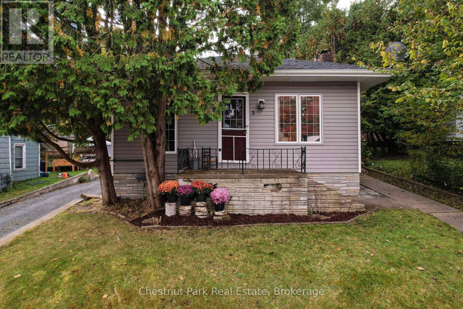 3 CORA STREET E - 40
