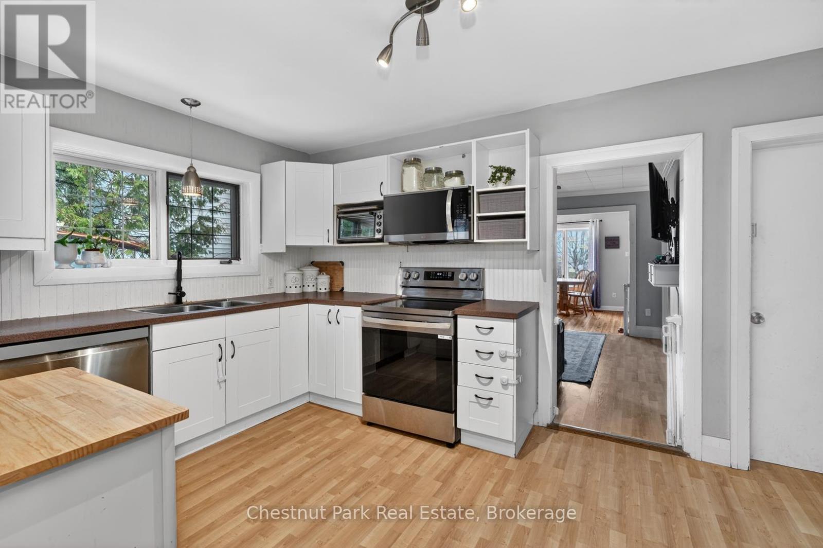 3 CORA STREET E - 7